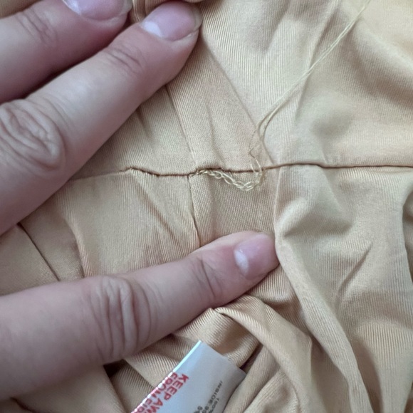 Boohoo Burgundy Lace Bodysuit 🌹 - Picture 7 of 9